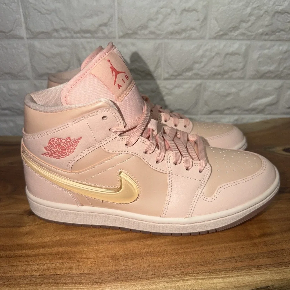Nike Air Jordan 1 Mid SE Valentine's Day Pink Patent HF3173-600 Women 9.5 - Picture 5 of 7